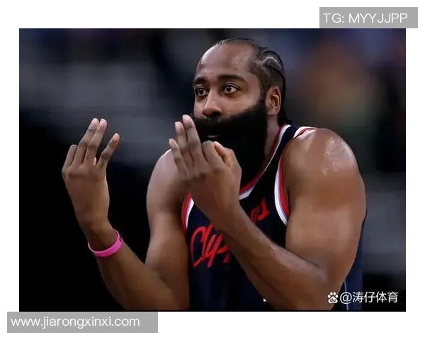 火箭球迷不满哈登单打独斗，呼吁提高球队整体配合