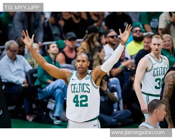 凯尔特人进行交易，签下新球员加强内线实力