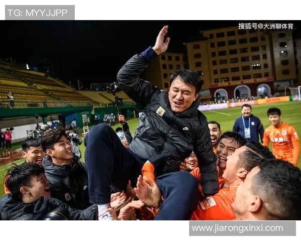 李铁接任山东鲁能主教练，球队雄起迎接中超挑战