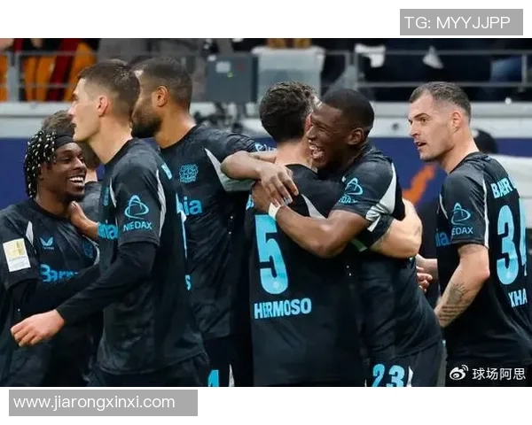 奥格斯堡客场绝杀击败弗赖堡，取关键胜利